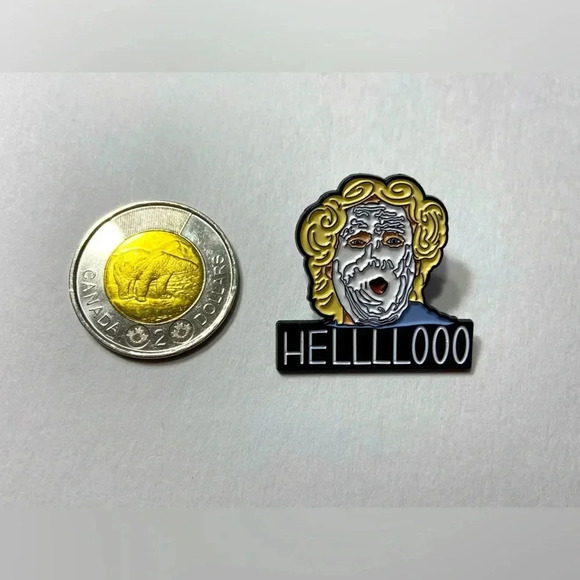 Mrs. Doubtfire - Euphegenia Doubtfire’s Nightly Meringue Mask HELLLLOOO Pin - 🤭 - Picture 3 of 5